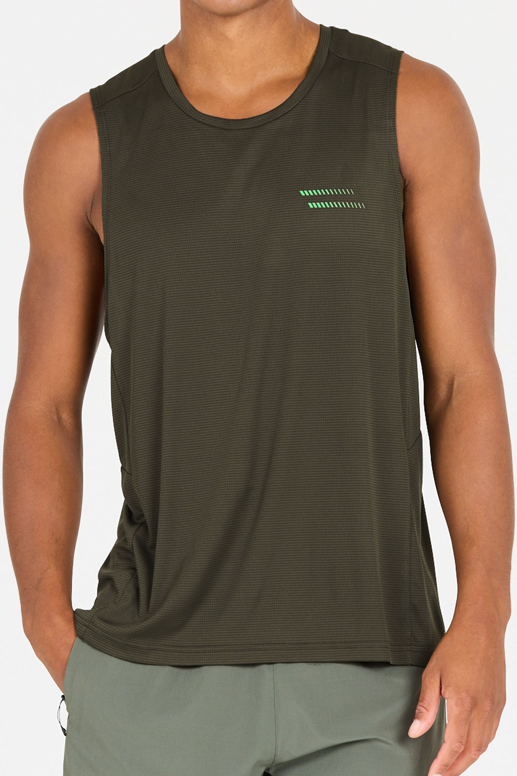 Hanieber M Sleveless Tee