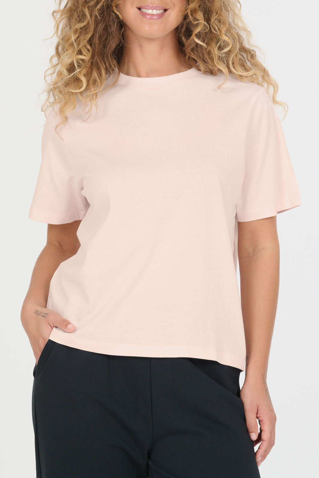 Leisy W Relaxed SS Tee