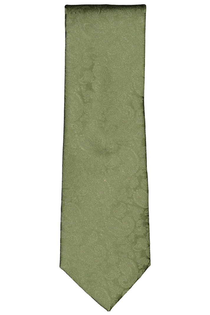 Classic Tie.
