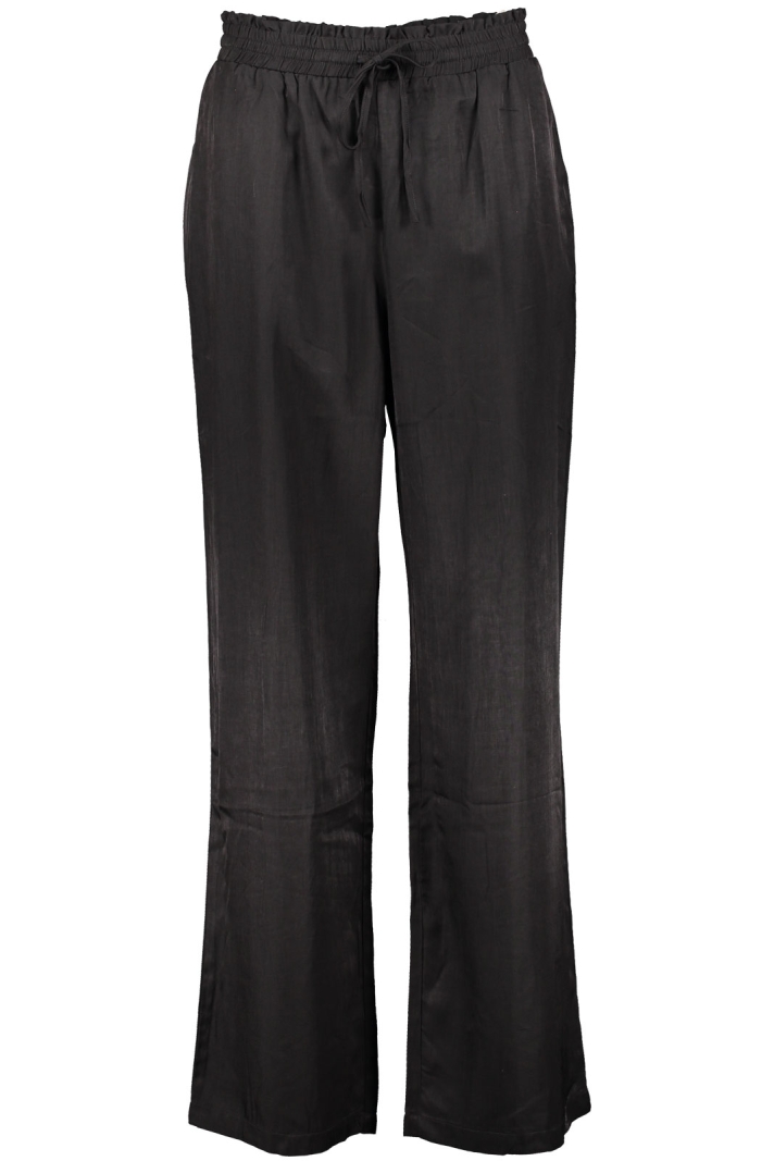 Leonora Pant