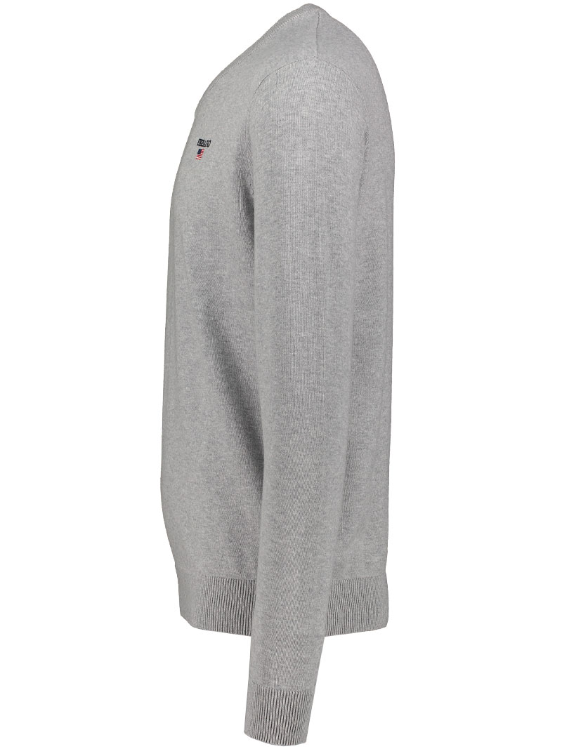 Viktor Cotton V-neck