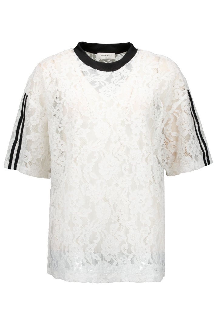 Judit Lace Tee